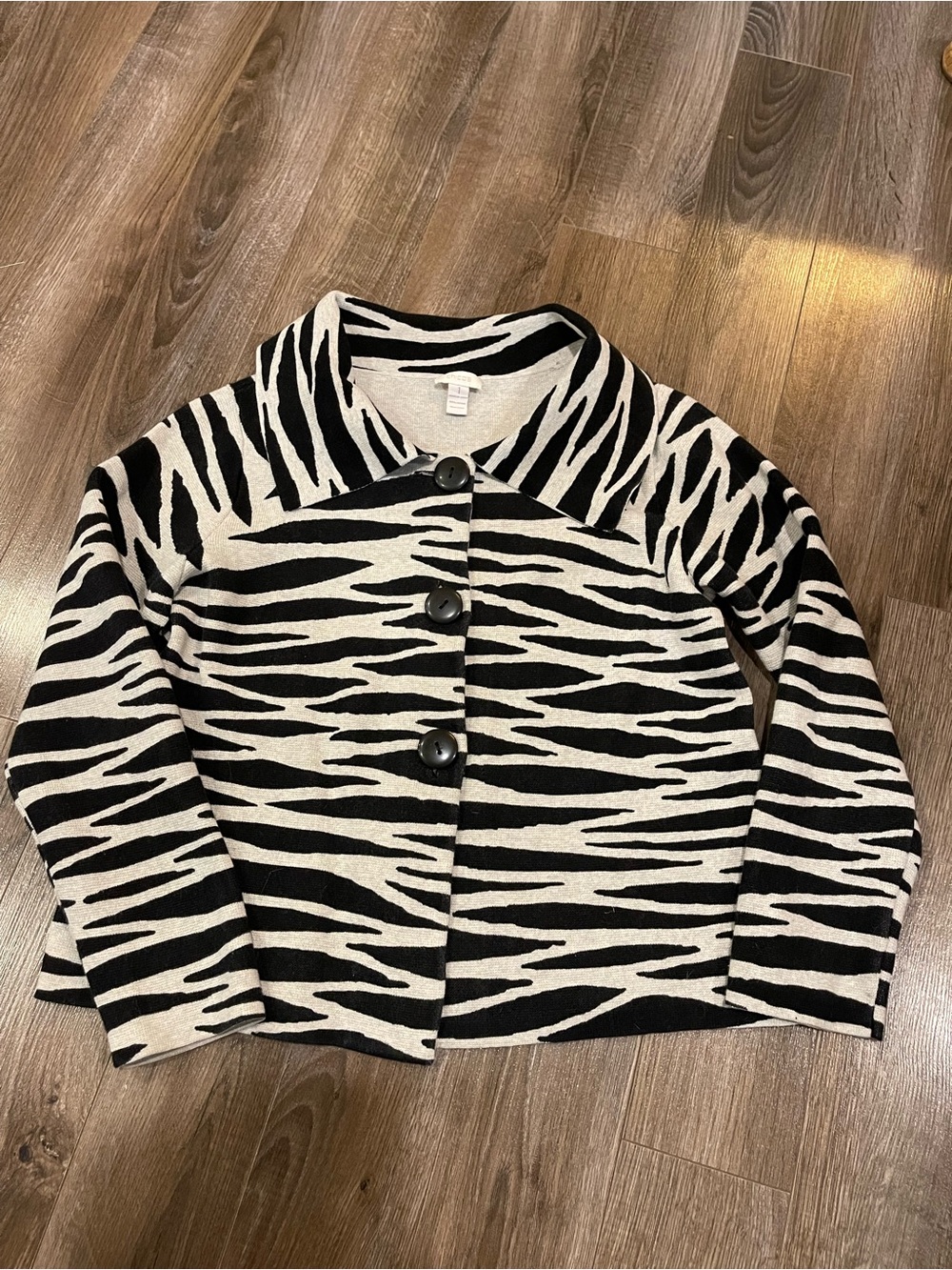 Chico’s Size 1 Zebra Animal Print Cotton Knit Cropped Jacket